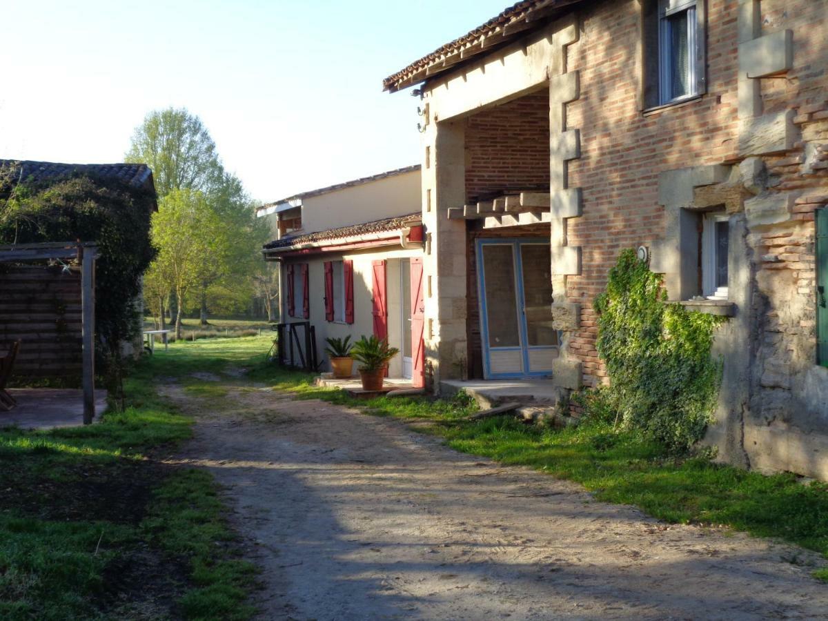 Вилла La Ferme De Germain Lagorce  Экстерьер фото